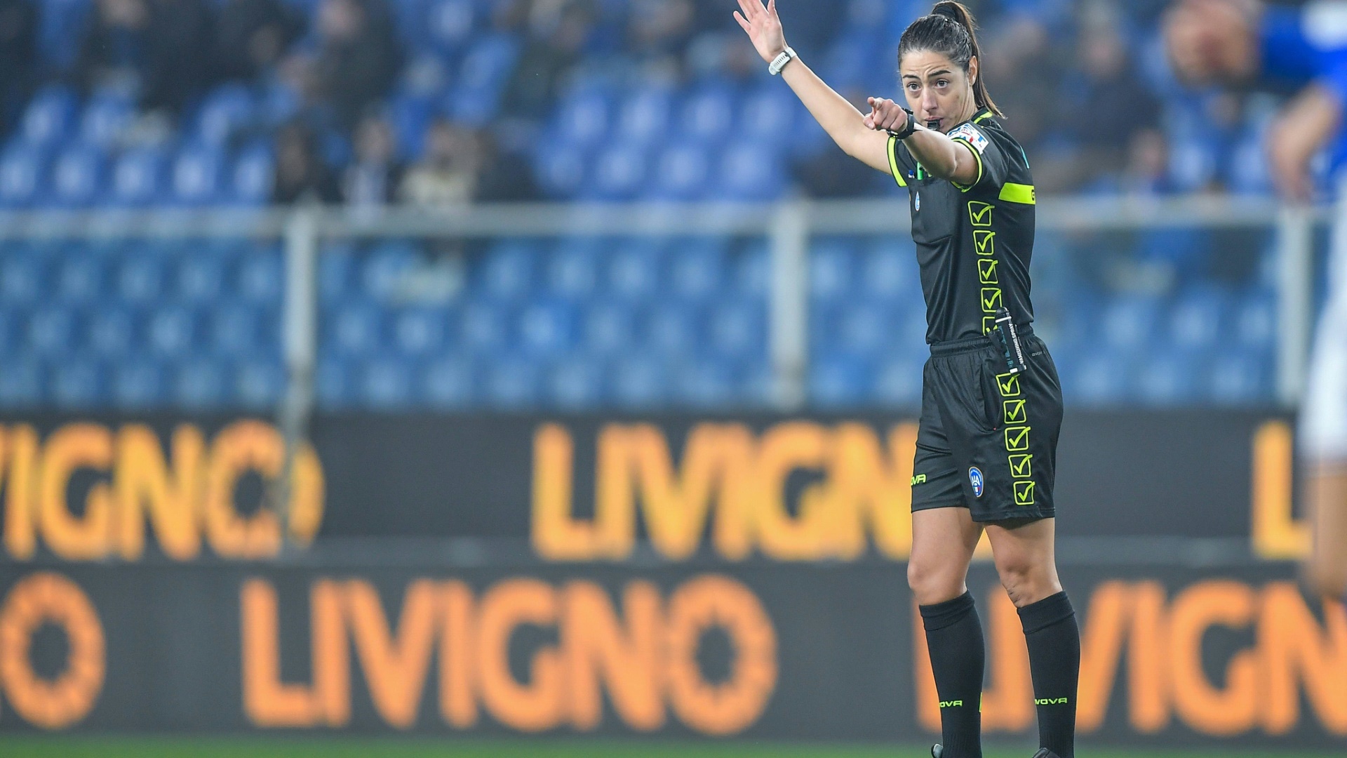 Erstmals komplettes Frauen-Schiedsrichterteam in der Serie A